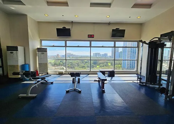 Apartment The Infinity Towers In Bgc - Spectacular 2br Near Hight Street *