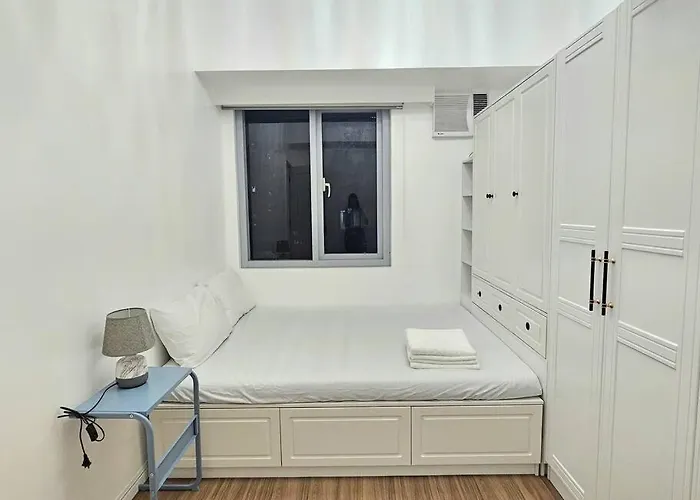 The Infinity Towers In Bgc - Spectacular 2br Near Hight Street *