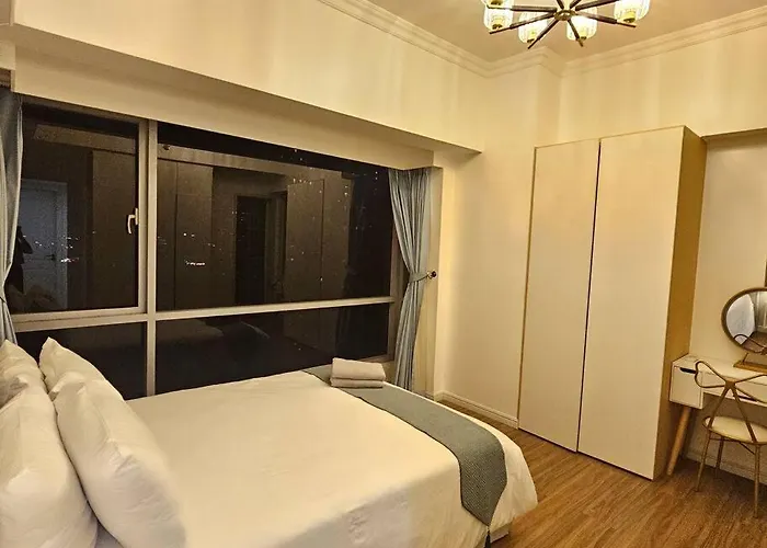 The Infinity Towers In Bgc - Spectacular 2br Near Hight Street