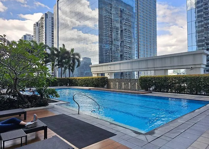 The Infinity Towers In Bgc - Spectacular 2br Near Hight Street Apartment Manila