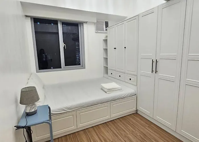 Apartment The Infinity Towers In Bgc - Spectacular 2br Near Hight Street Manila