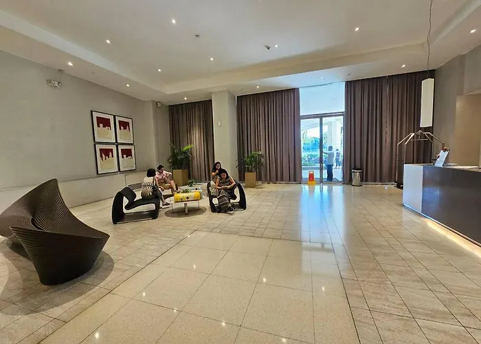 The Infinity Towers In Bgc - Spectacular 2br Near Hight Street Apartment *