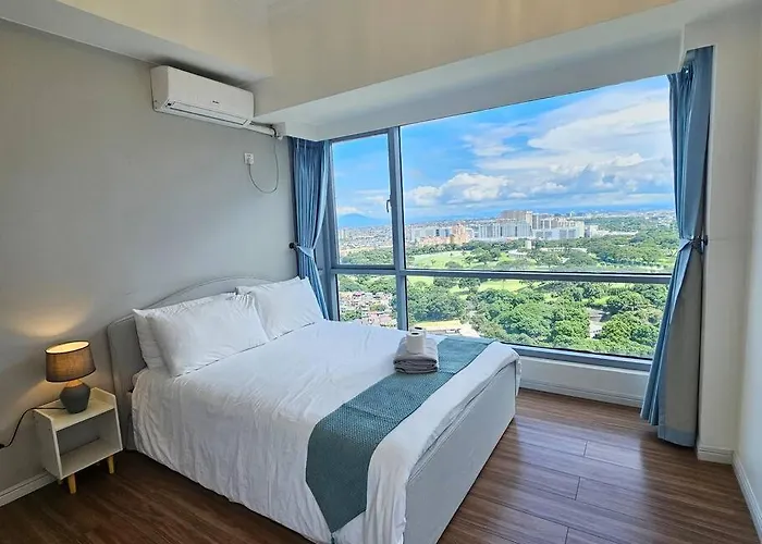 The Infinity Towers In Bgc - Spectacular 2br Near Hight Street * Manila